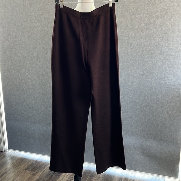 St. John Knit - Two Piece Set - Size 6 - Perfect Condition - Picture 7 of 8